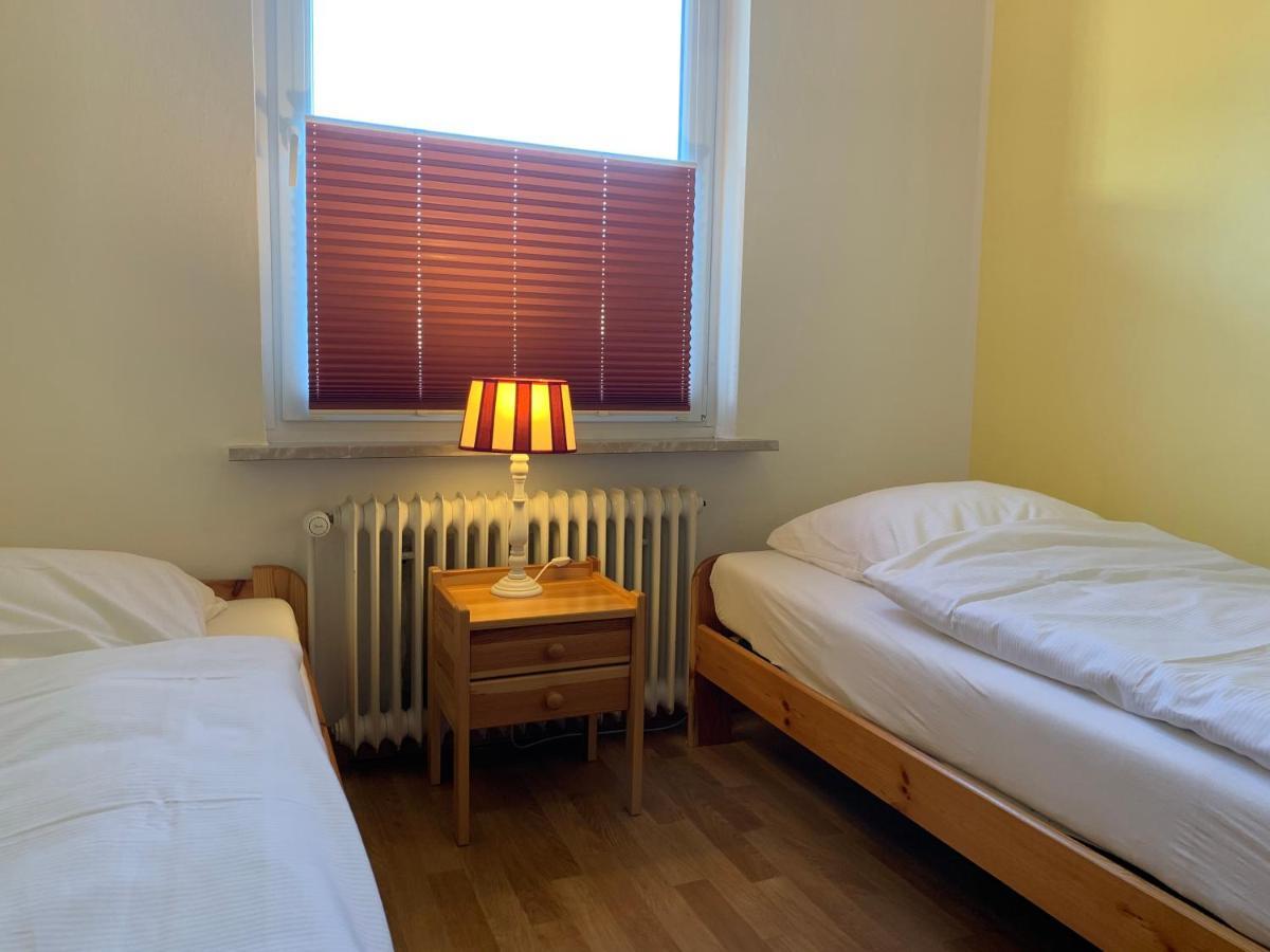 Kleine Brise Apartment 1 Busum Bagian luar foto