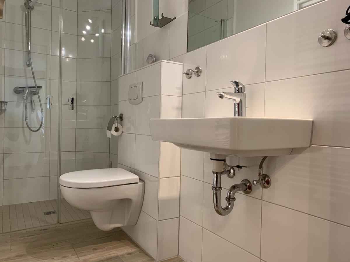 Kleine Brise Apartment 1 Busum Bagian luar foto